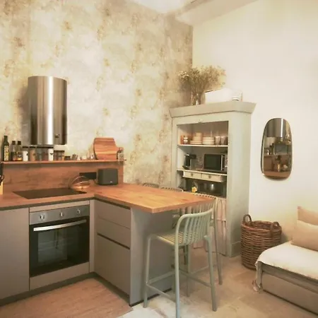 Cosy Au Centre Historique D'uzes Appartement Uzès