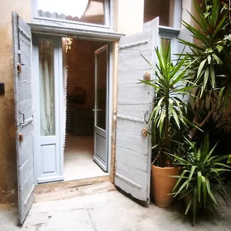 Apartmán Cosy Au Centre Historique D'uzes